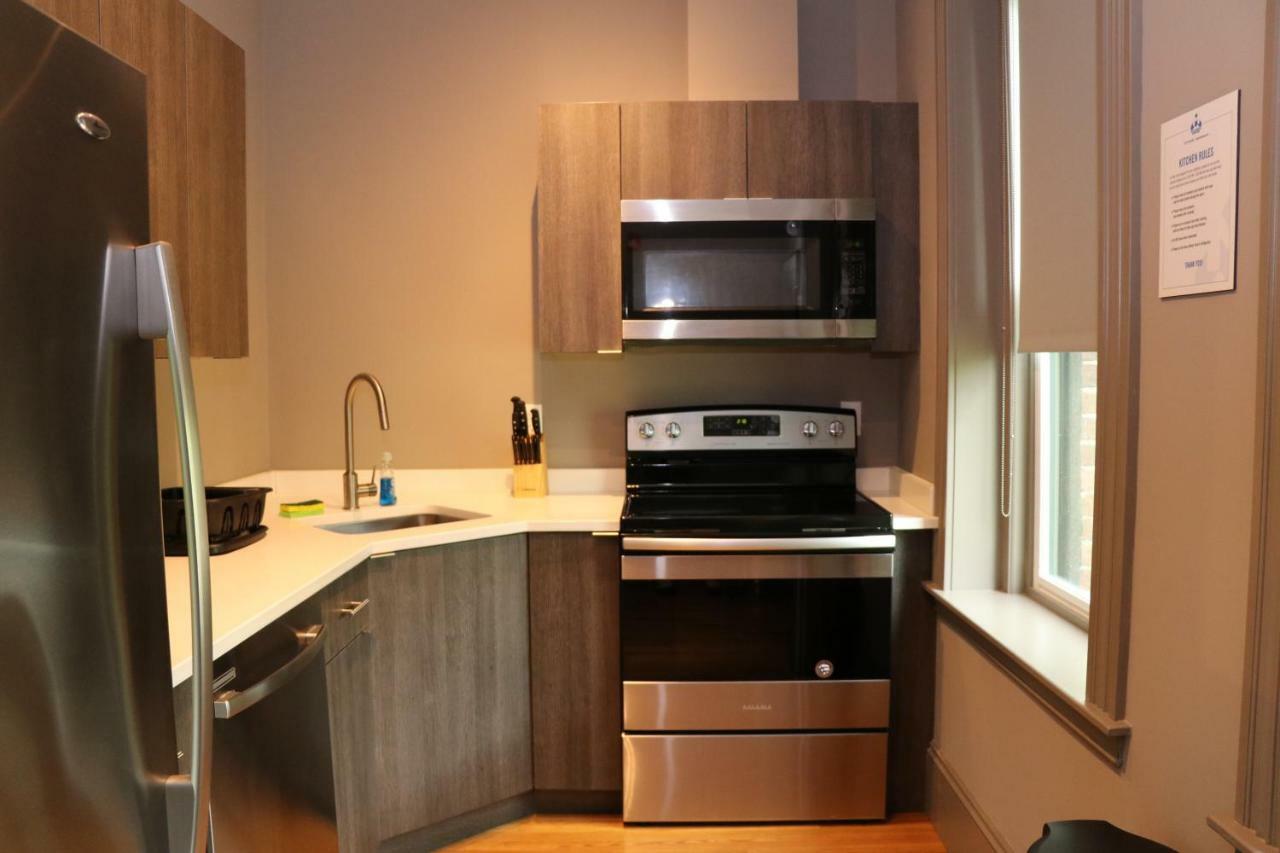 A Stylish Stay W/ A Queen Bed, Heated Floors.. #31 Бруклин Екстериор снимка
